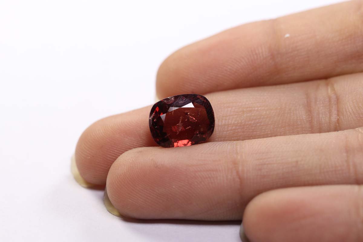 Spinel 4.8 Ct.