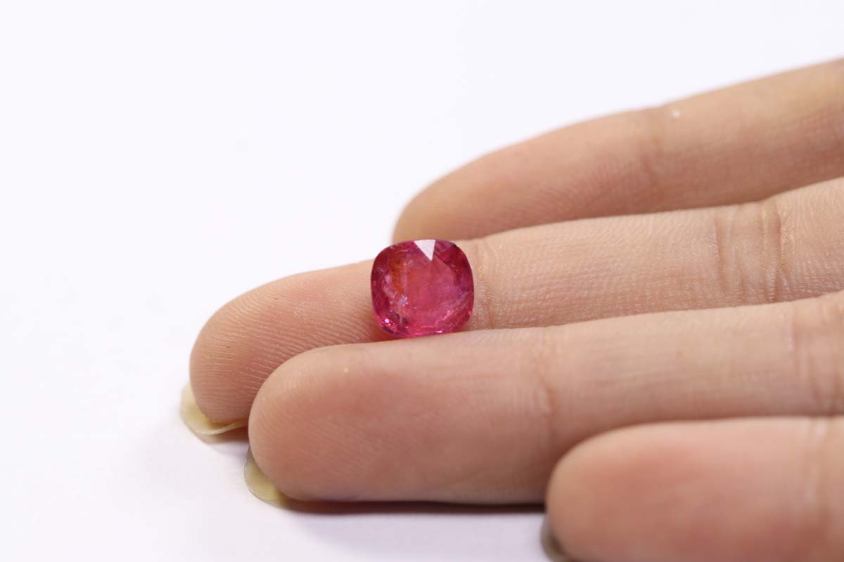 Spinel 2.39 Ct.