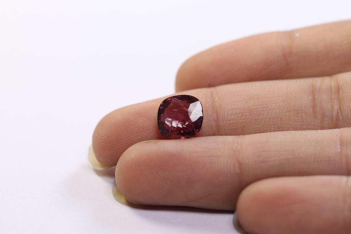 Spinel 2.5 Ct.