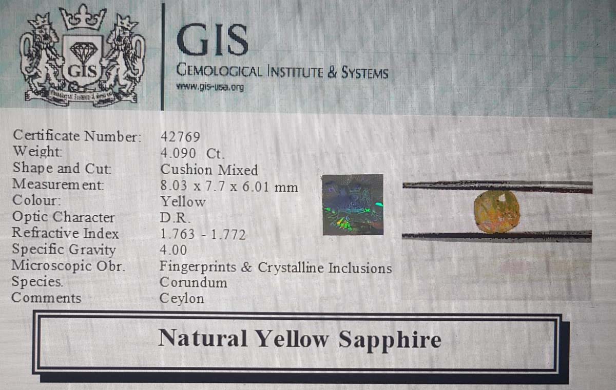 Yellow Sapphire 4.09 Ct.