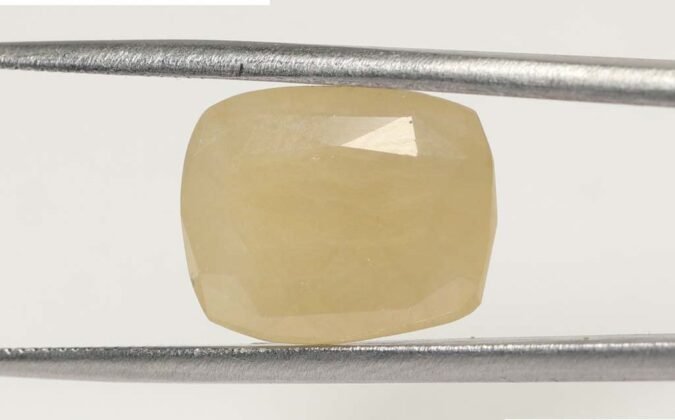 YSP8734 1 e1682771167641 Yellow Sapphire 11.32 Ct.