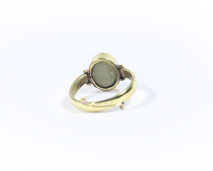 Natural Cat's Eye (Lehsunia) Ring (5+ Ratti)