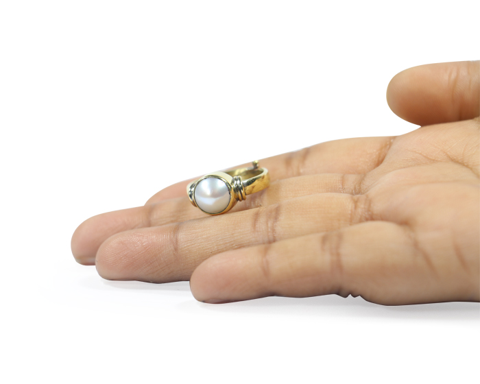 Pearl (Moti) Ring (5+ Ratti)