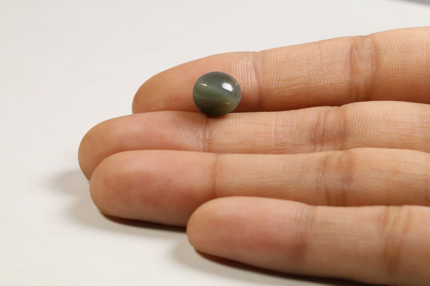 CE1553 3 Cat's Eye 3.75 Ct.