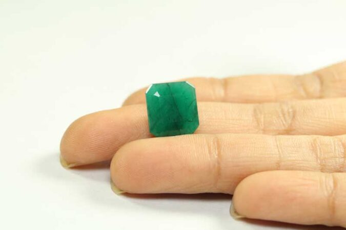 Emerald 7.45 Ct. Emerald 7.45 Ct.