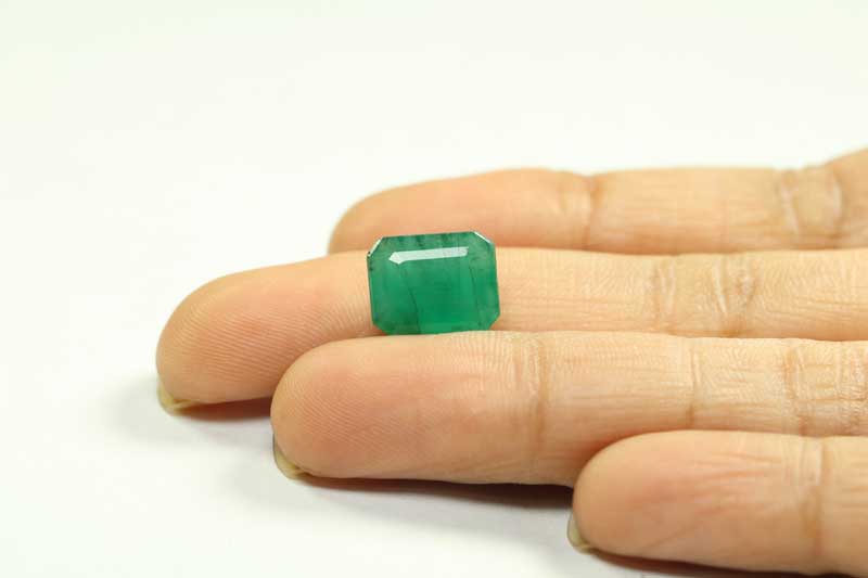 EMR12994 3 1 Emerald 4.3 Ct.