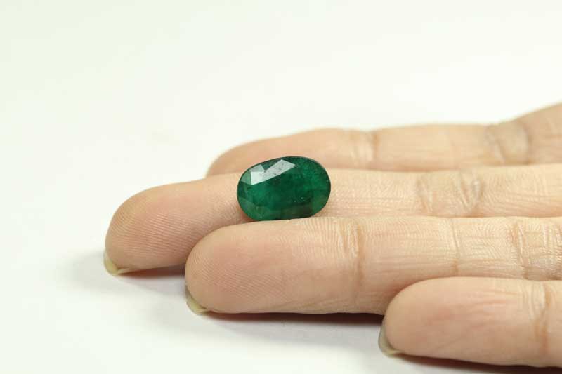 EMR13024 3 1 Emerald 5 Ct.