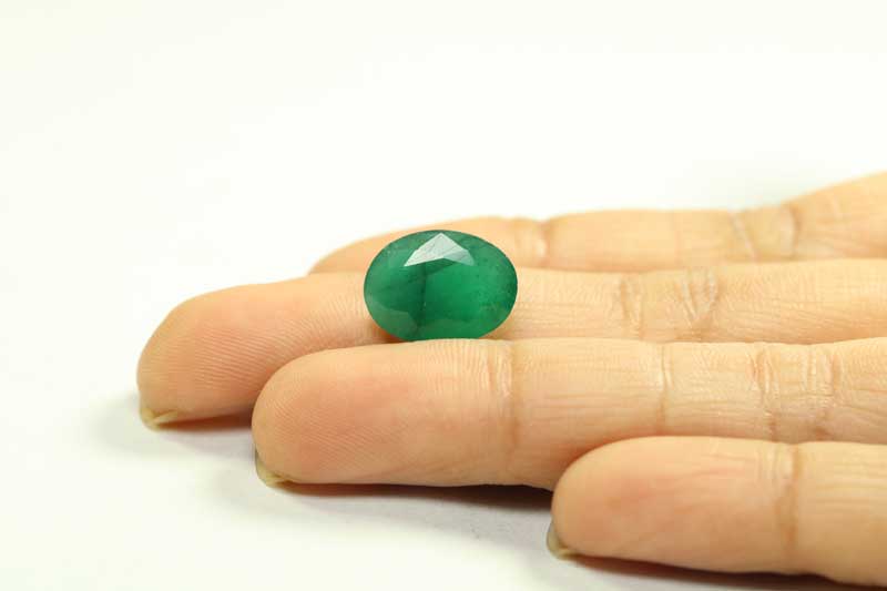 EMR13039 3 1 Emerald 5.6 Ct.