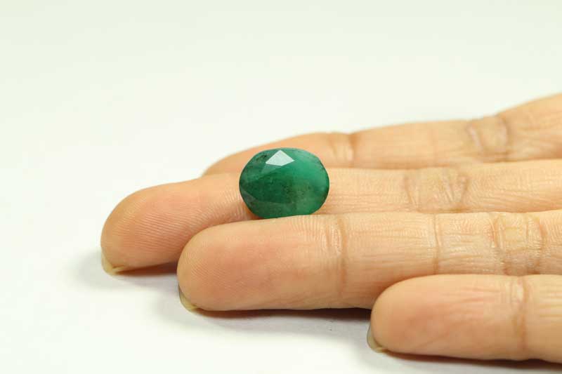 EMR13074 3 1 Emerald 6 Ct.