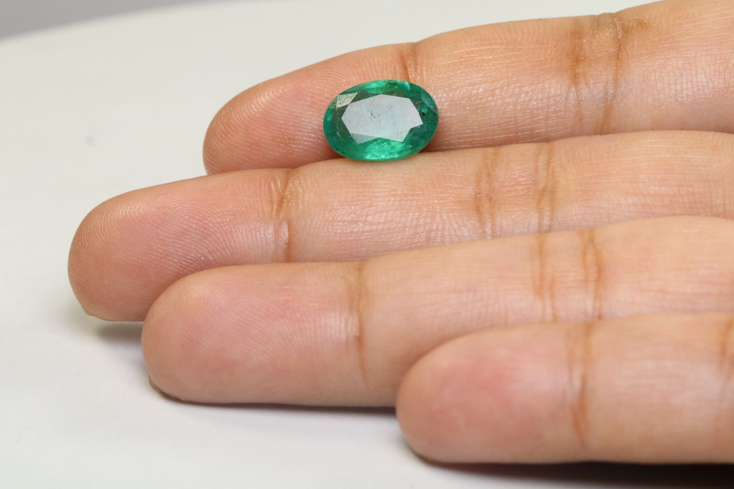 EMR2902 3 Emerald 3.74 Ct.