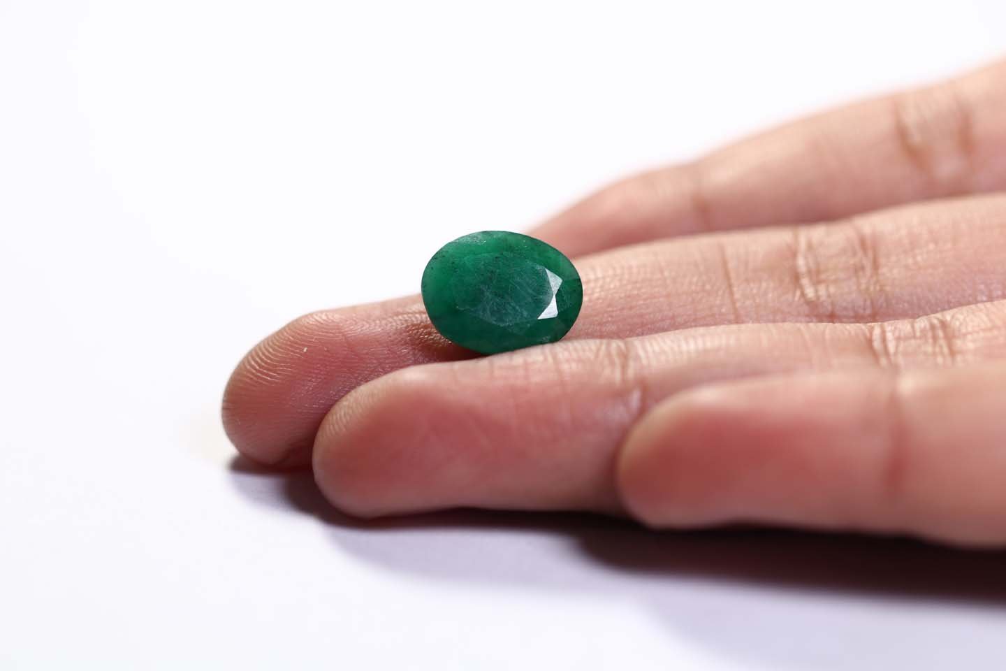 EMR7804 3 Emerald 3.98 Ct.