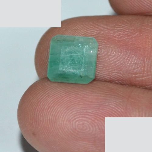 EMR8454 3 Emerald 2.41 Ct.