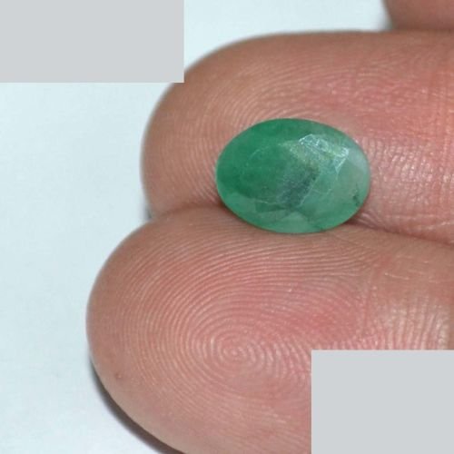 EMR8467 3 Emerald 1.72 Ct.