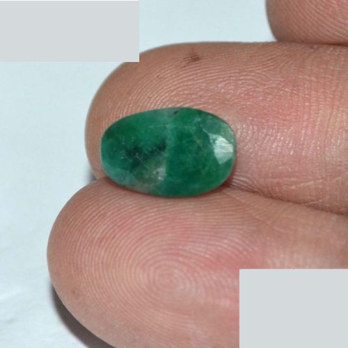 Emerald 3.08 Ct.