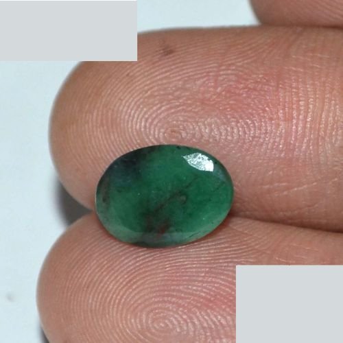 EMR8794 3 Emerald 2.56 Ct.