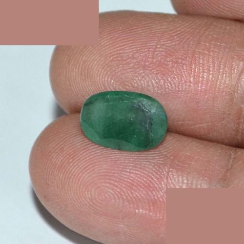 EMR8820 3 Emerald 2.61 Ct.