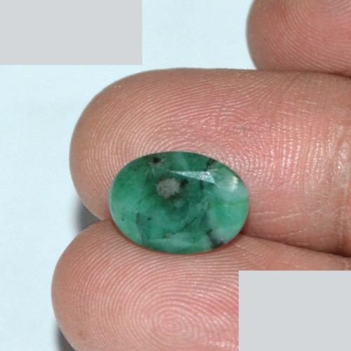 EMR8841 3 Emerald 4.31 Ct.