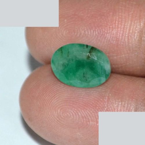 EMR8881 3 Emerald 3.9 Ct.