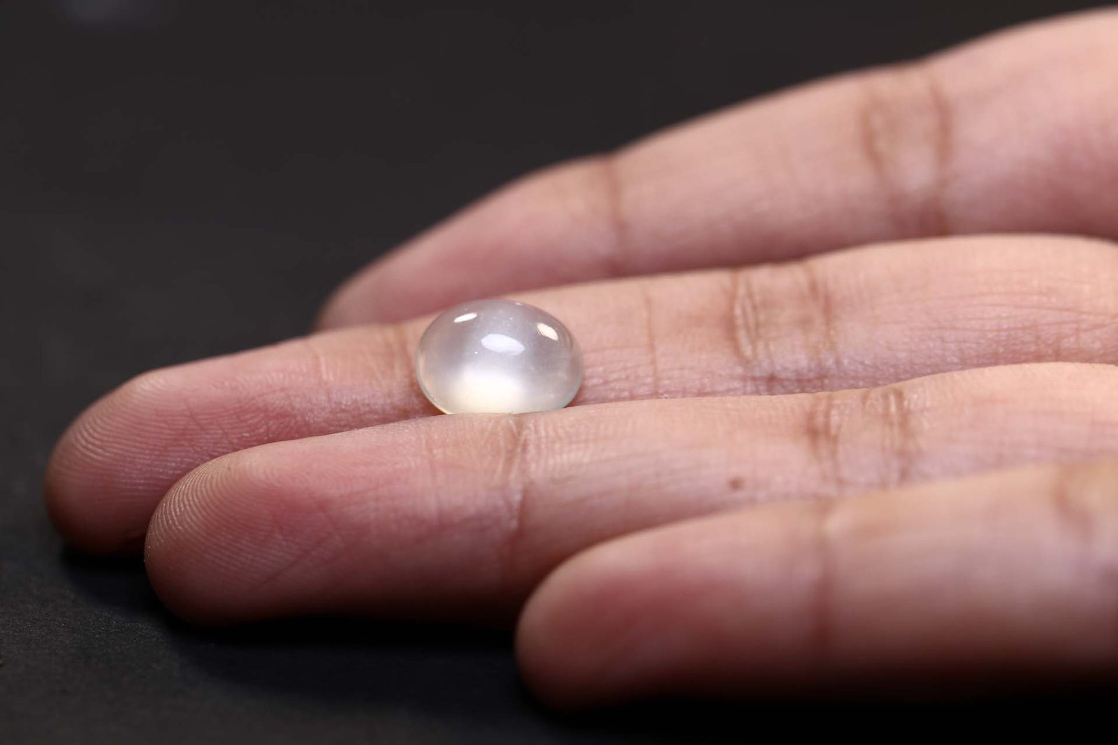 NMS748 3 Moonstone 2.94 Ct.