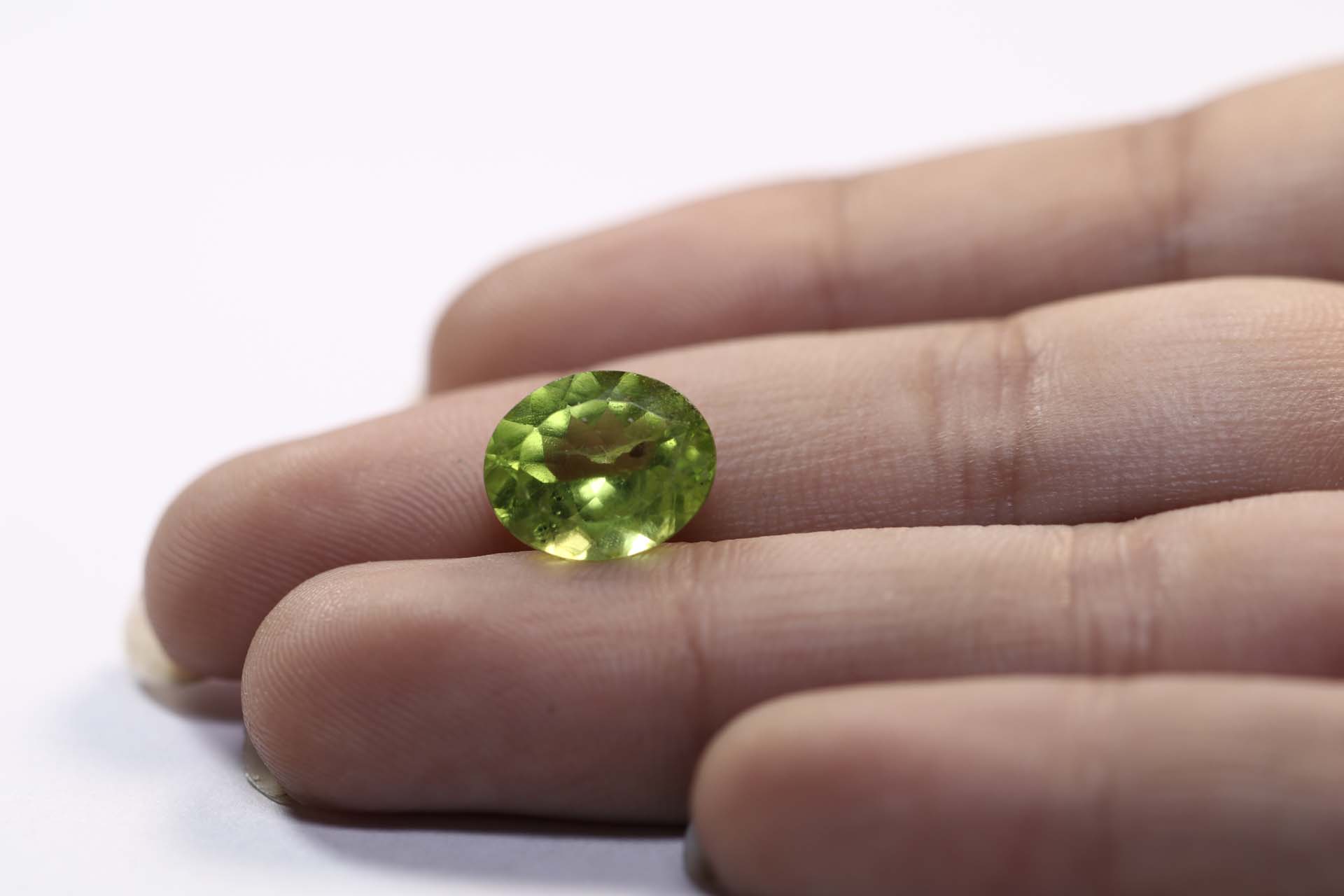 NPD115 3 Peridot 4.37 Ct.
