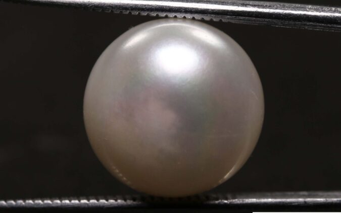 Pearl 11.87 Ct.