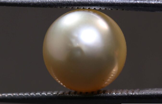PEARL 6.63 Ct.