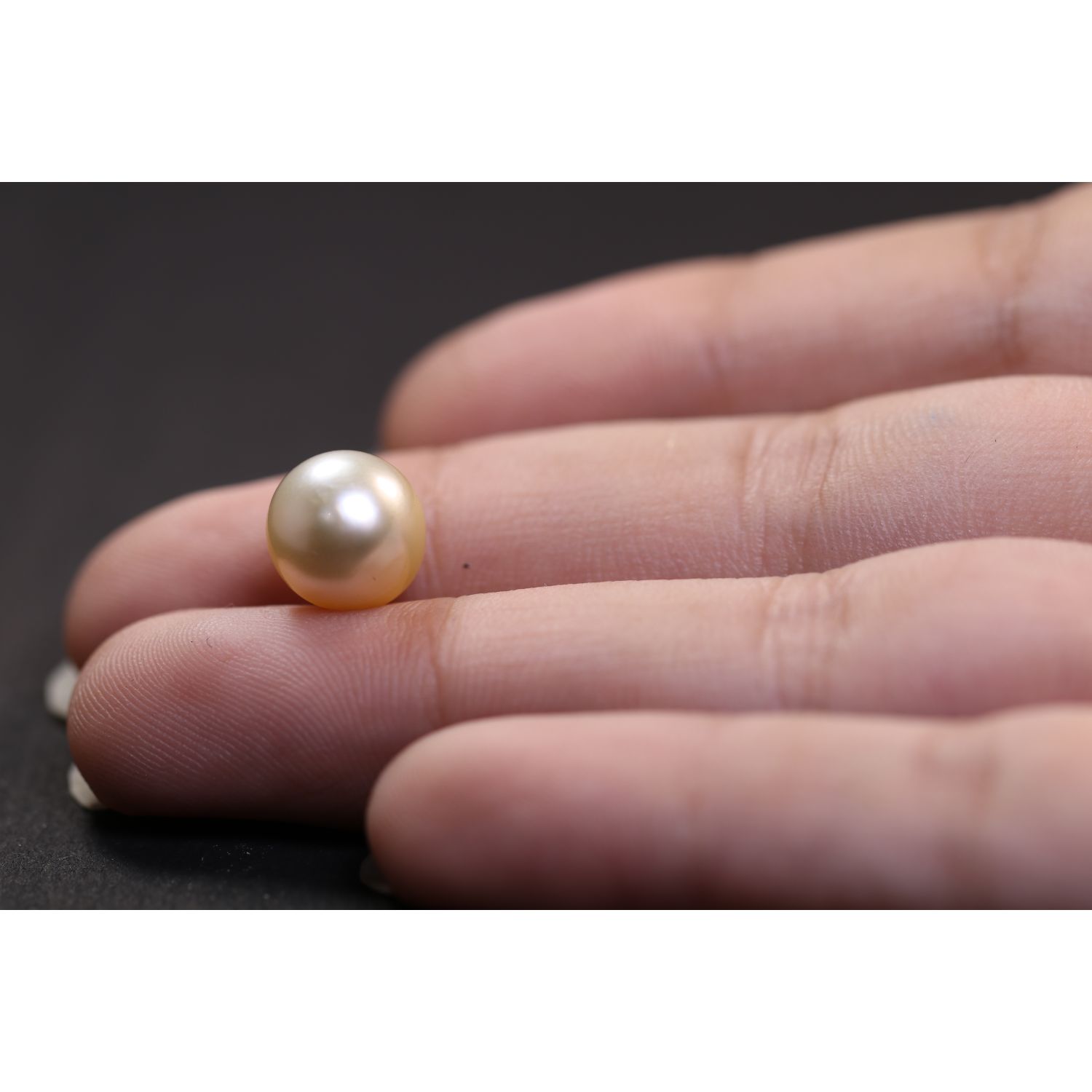 PEARL 6.63 Ct.