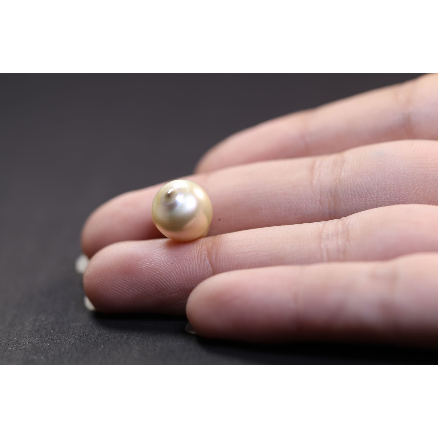 PEARL 7.95 Ct.