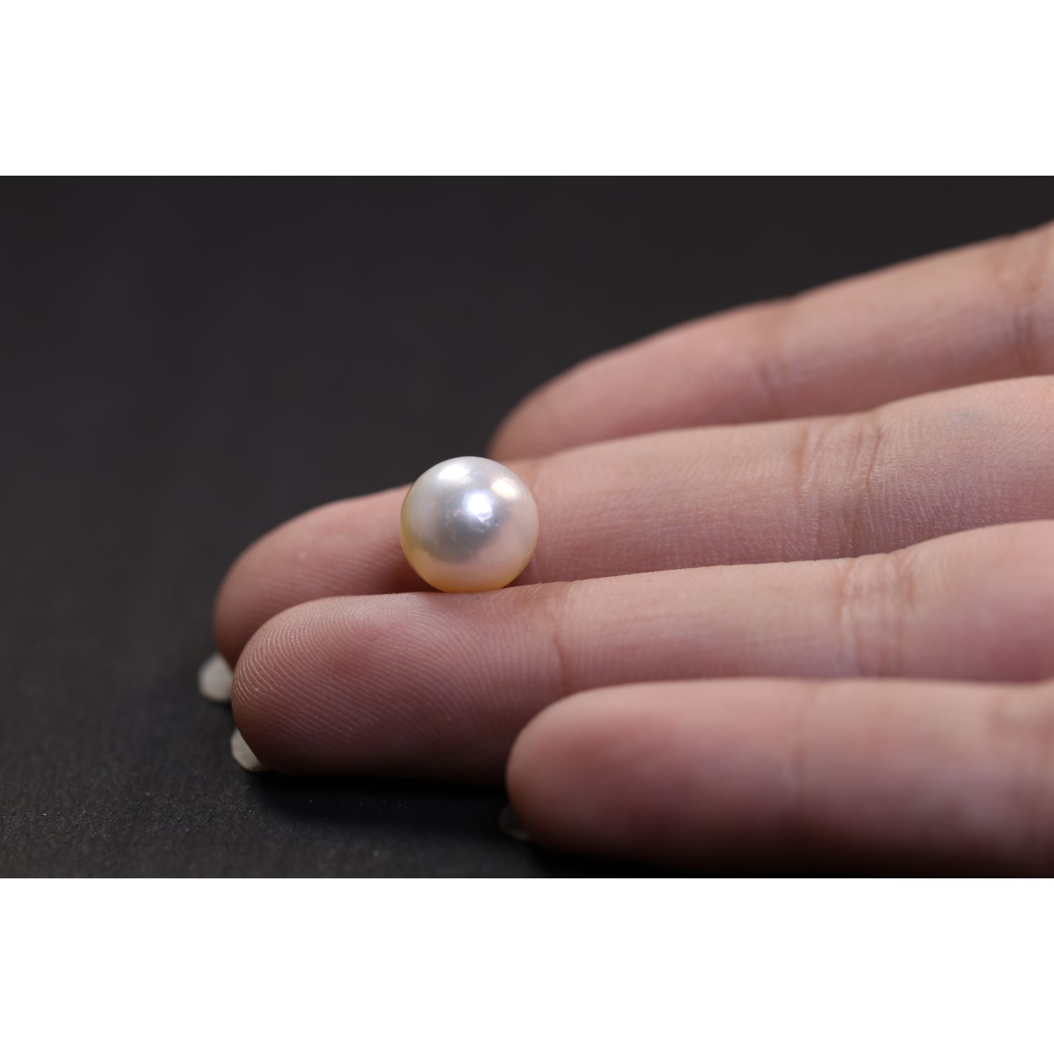 PEARL 5.73 Ct.