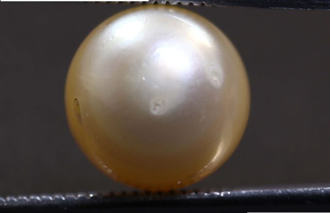 PEARL 6.97 Ct.
