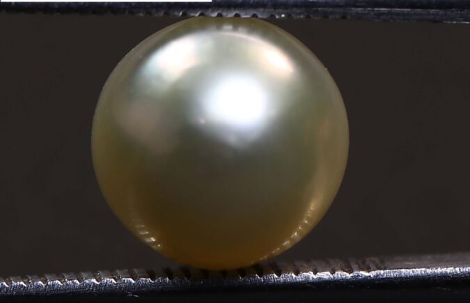 PEARL 5.43 Ct.
