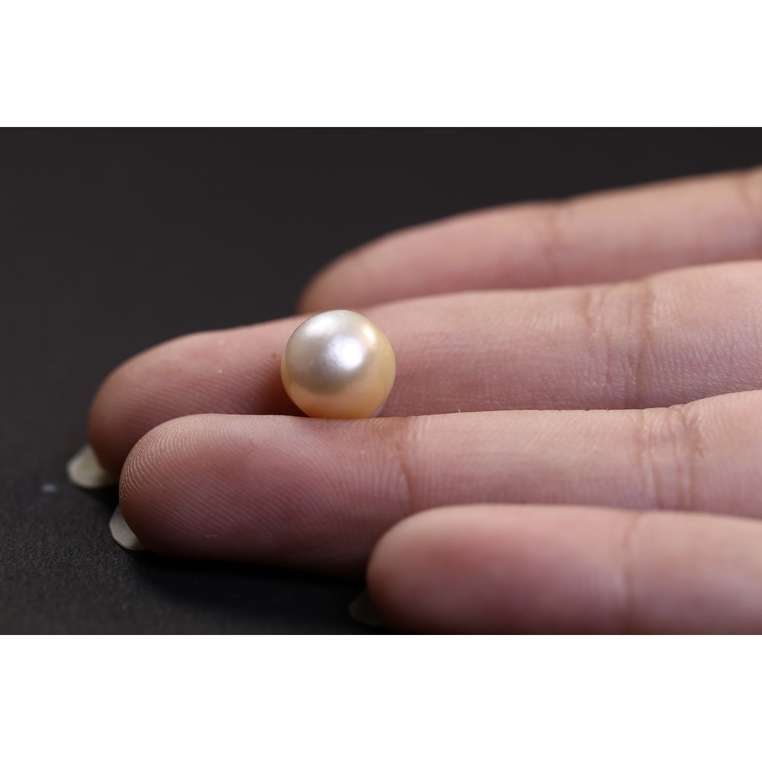 PEARL 5.86 Ct.