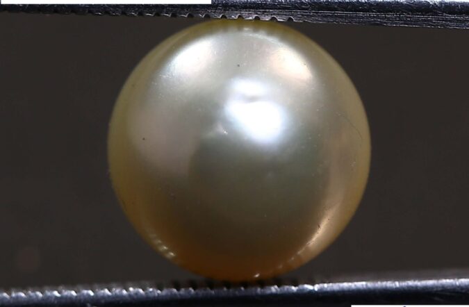 PEARL 6.98 Ct.