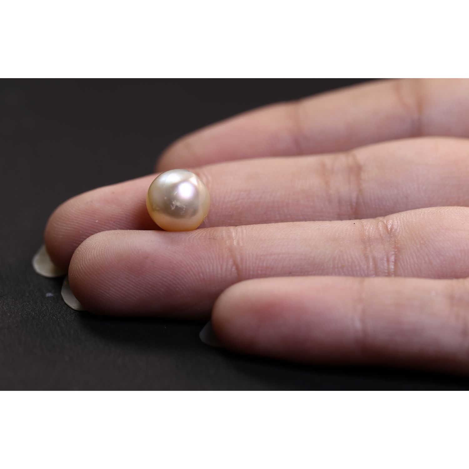 PRL1954 3 PEARL 5.63 Ct.