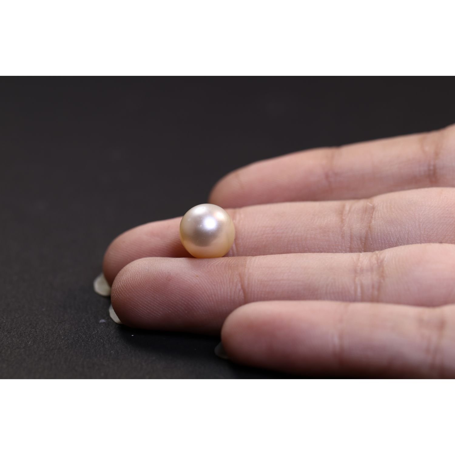 PRL1956 3 PEARL 6.16 Ct.