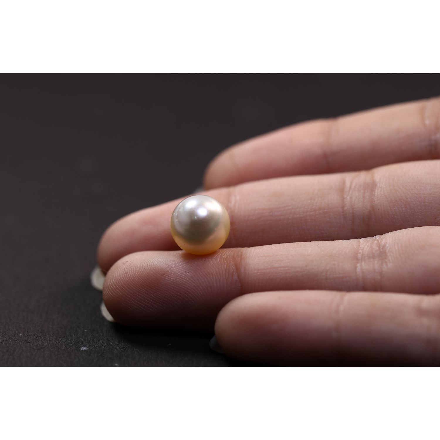 PEARL 6.71 Ct.
