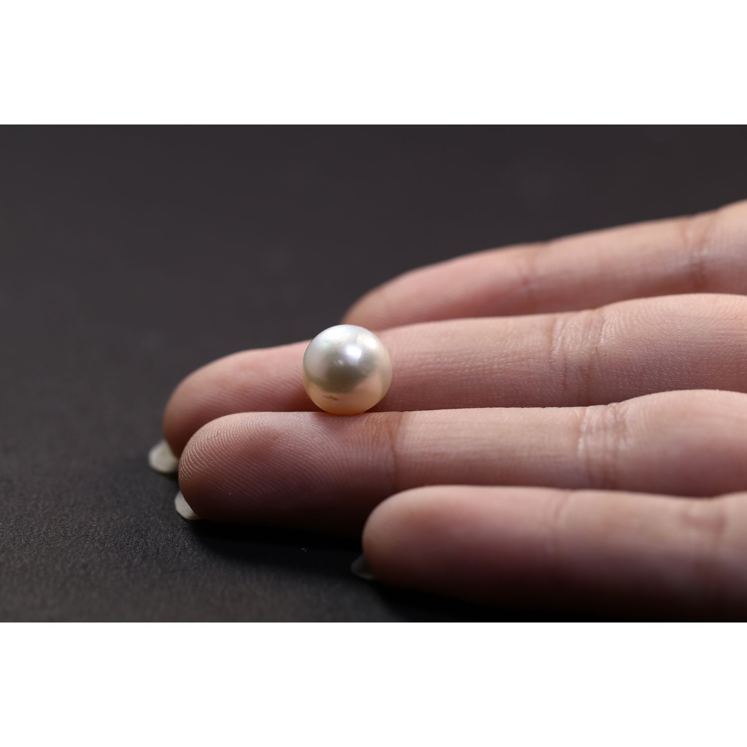 PEARL 5.92 Ct.