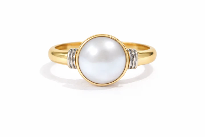 Pearl Ring Rs. 1890/- (Moti 7+ Ratti) Pearl Ring Rs. 1890/- (Moti 7+ Ratti)