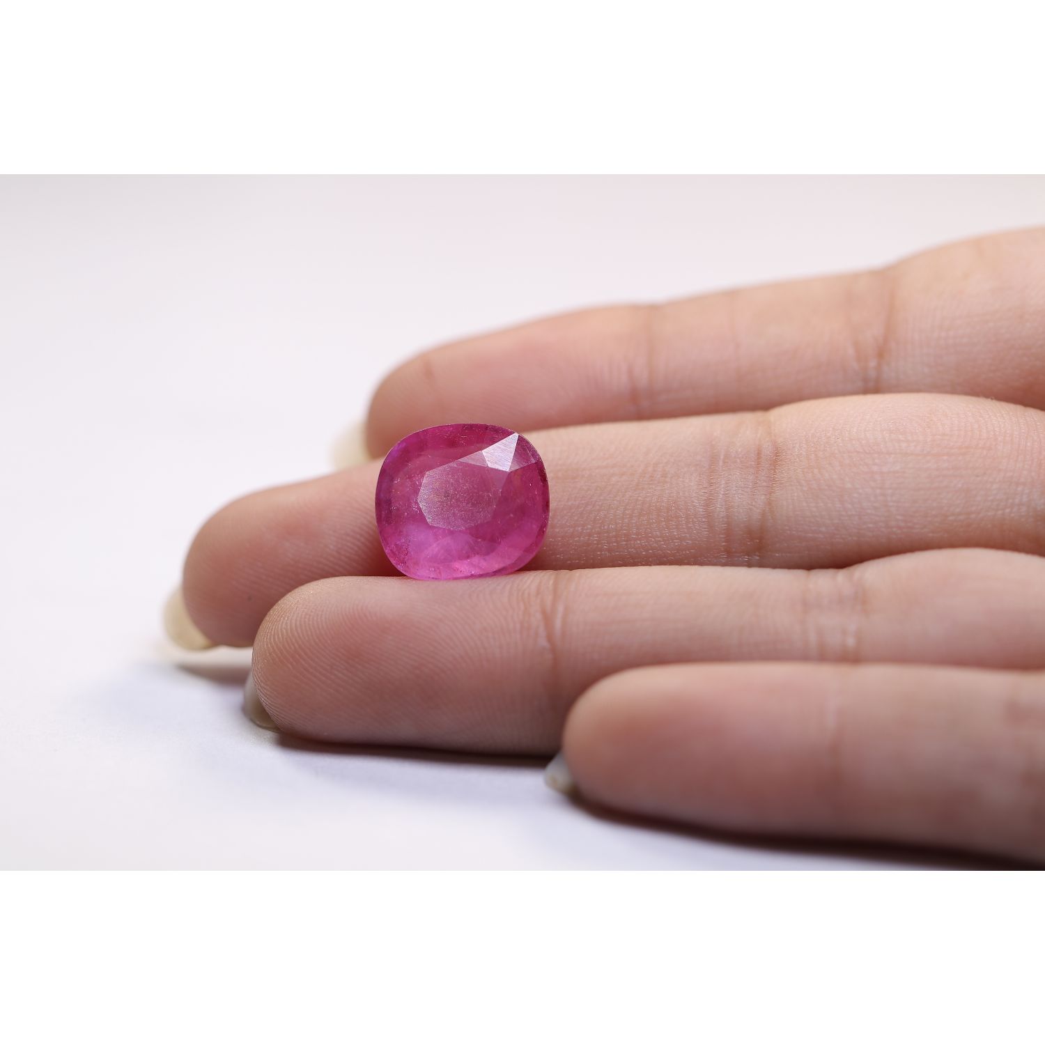 Ruby 9.86 Ct. 4 RUB1030 3 Ruby 9.86 Ct.