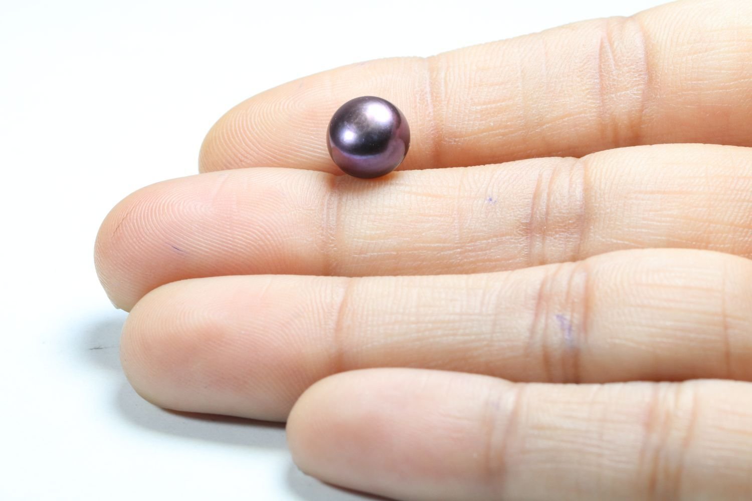 BP8 3 1 Pearl 3.91 Ct.