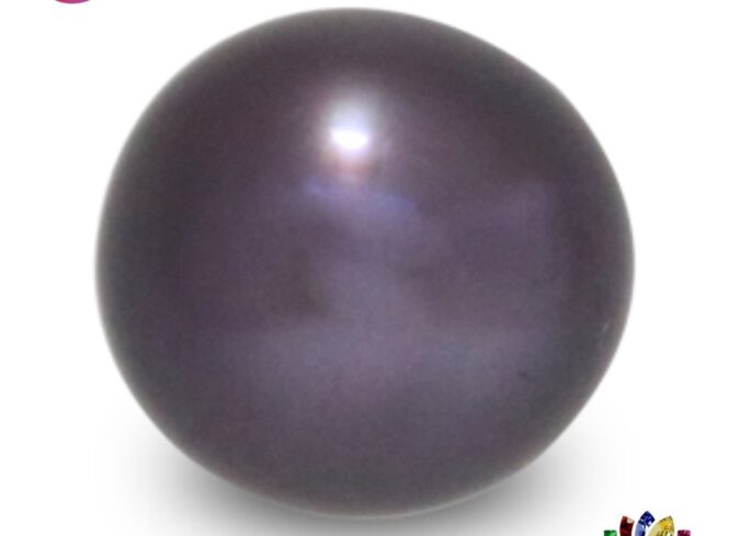 Pearl 3.95 Ct.