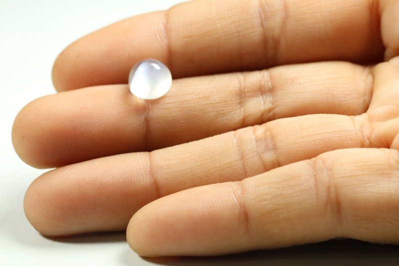 NMS338 3 Moonstone 2.35 Ct.