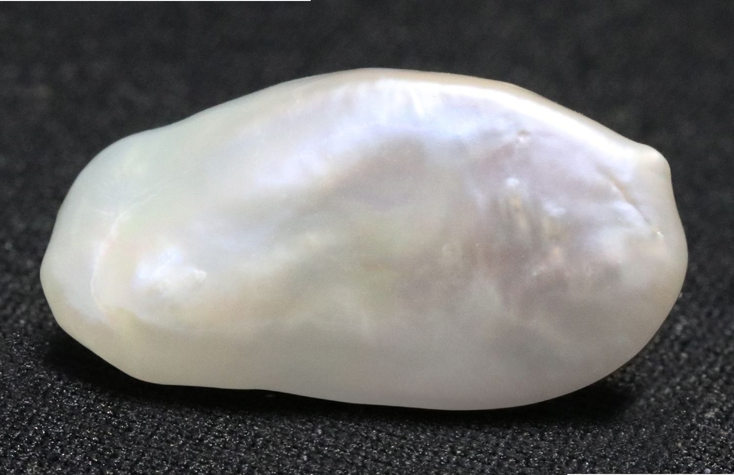 Pearl 9.78 Ct.