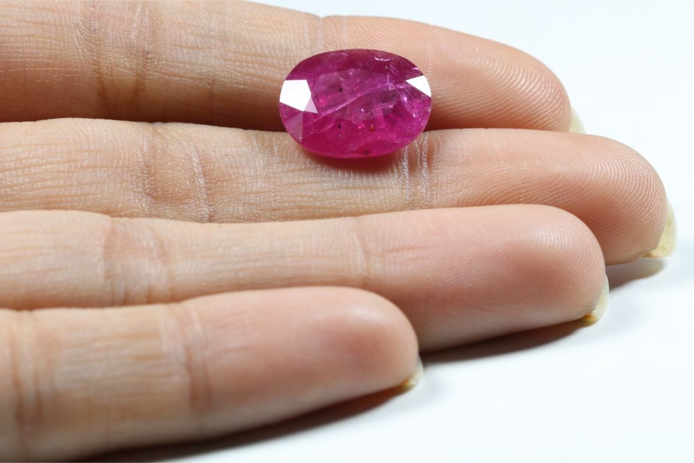 Ruby 8.17 Ct.