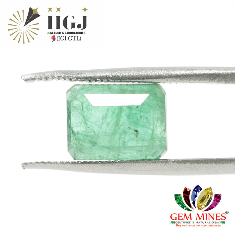 EMERALD 2.69 Ct. 3 EMR13515 2 EMERALD 2.69 Ct.