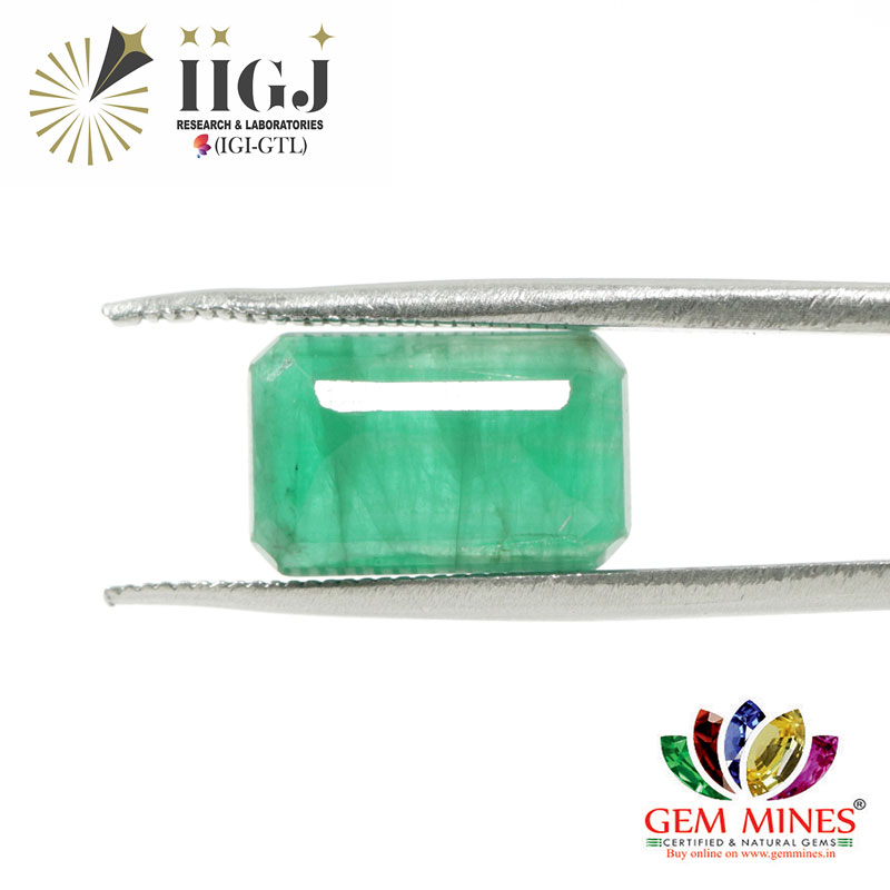 EMR13522 2 EMERALD 3.9 Ct.