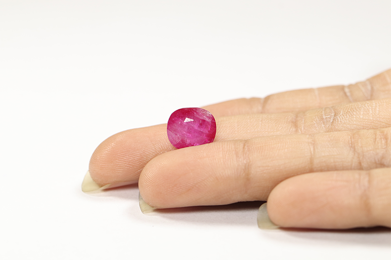 RUBY 4.59 Ct.