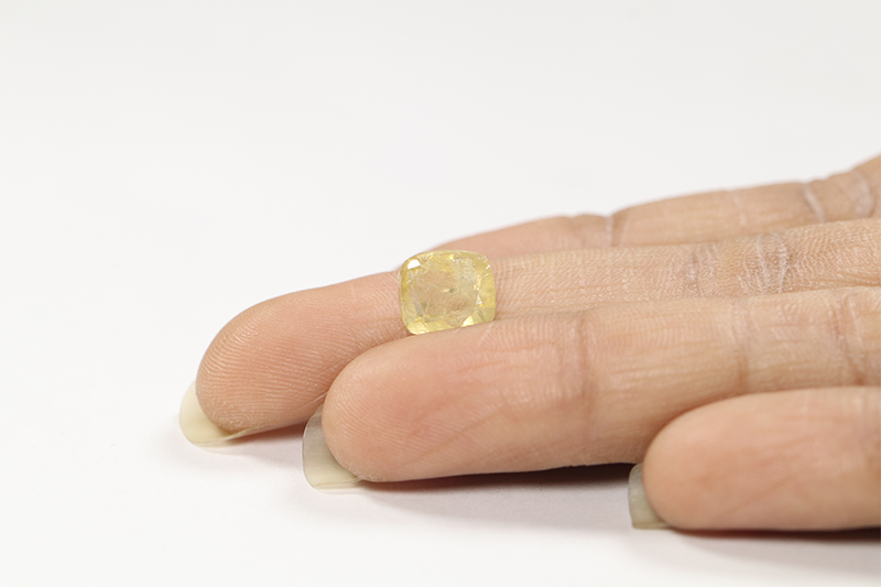 YSP10119 3 YELLOW SAPPHIRE 3.43 Ct.
