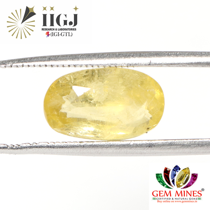 YELLOW SAPPHIRE 4.98 Ct.