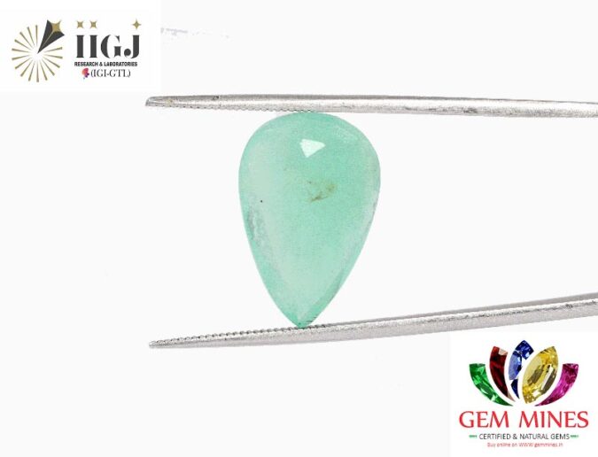 EMERALD 9.27 Ct. EMERALD 9.27 Ct.
